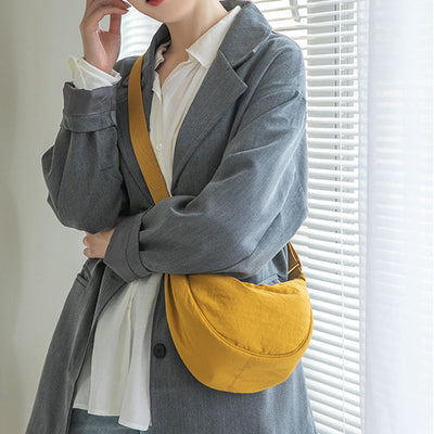 Van Leeuwen | Hangetsu - Half Ronde Schouder Tas
