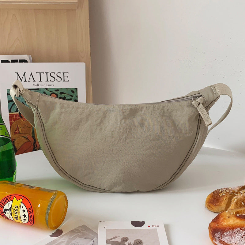 Van Leeuwen | Hangetsu - Half Ronde Schouder Tas