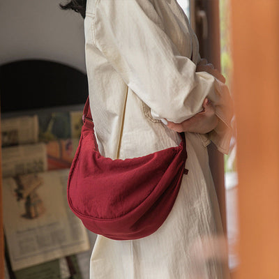 Van Leeuwen | Hangetsu - Half Ronde Schouder Tas