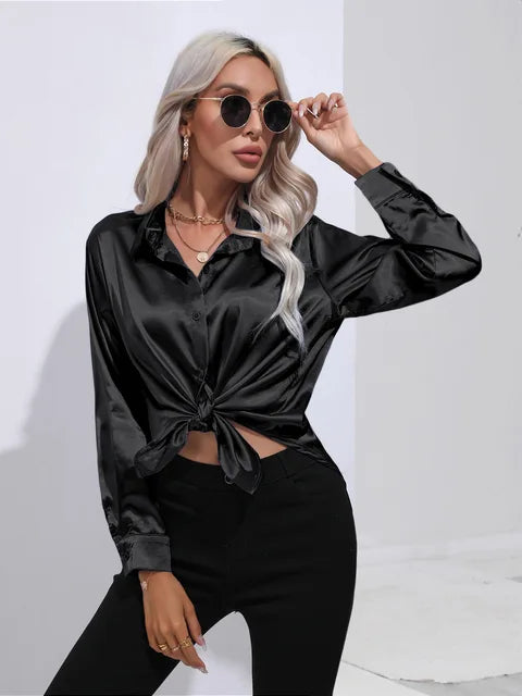 Klassieke voorjaarsblouse voor dames