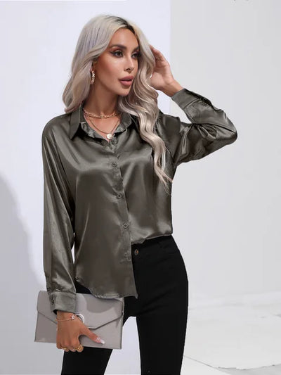 Klassieke voorjaarsblouse voor dames