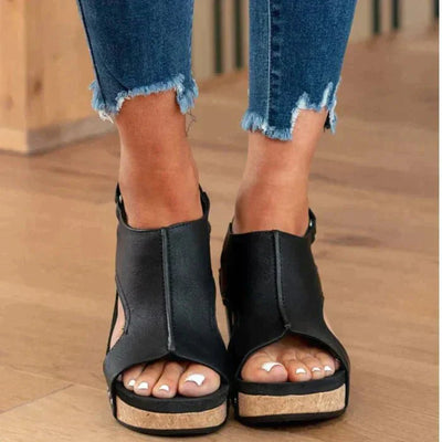 Klassieke zomerse sandalen met sleehak voor dames