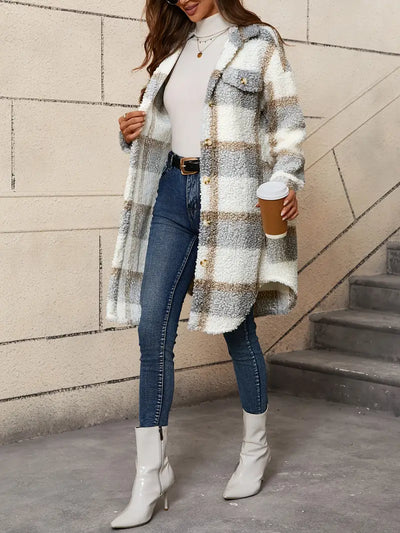 Moderne geruite winterjas voor dames