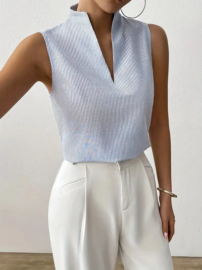 Moderne zomertops voor dames met hoge kraag en V-hals