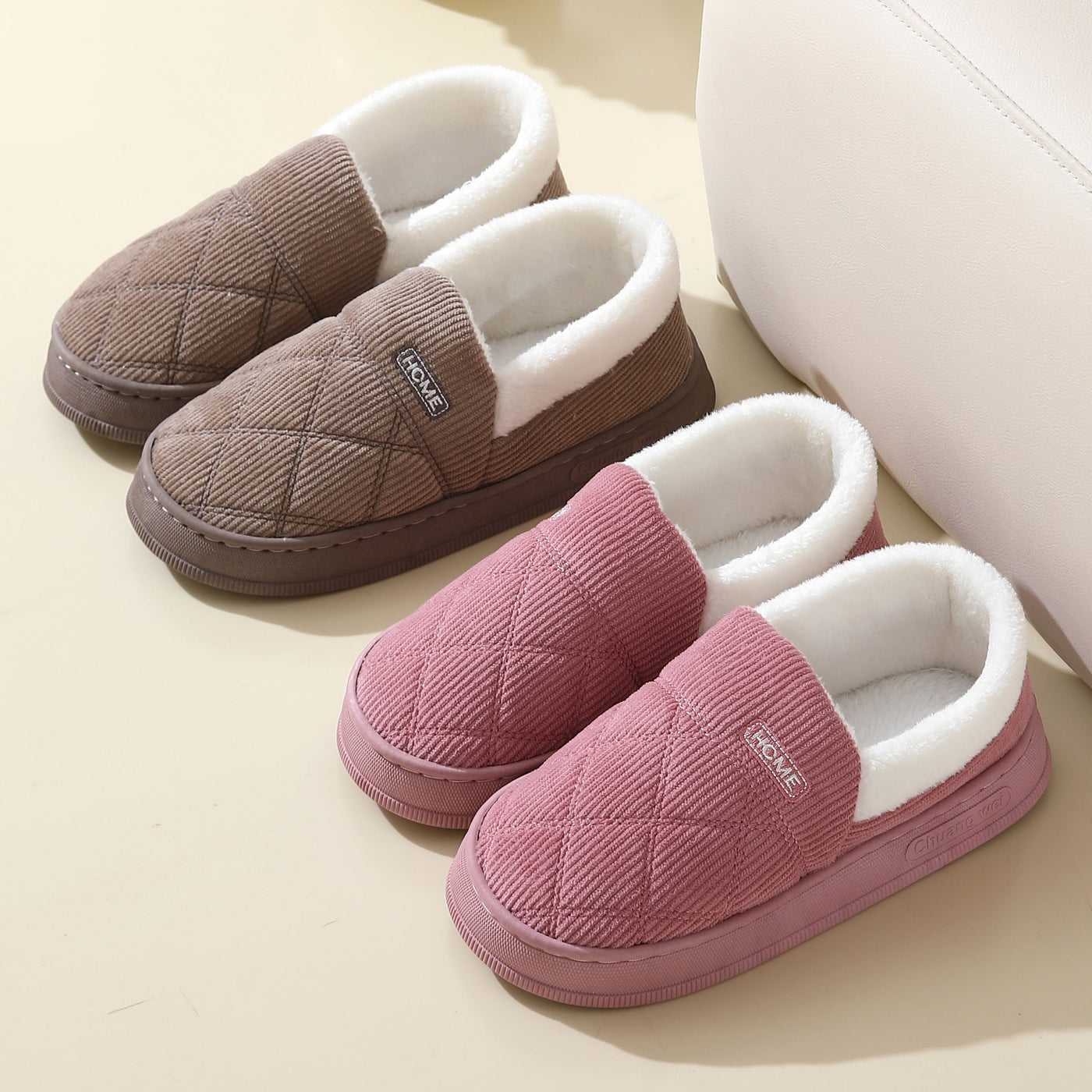 Van Leeuwen | Klassieke binnenslippers voor dames